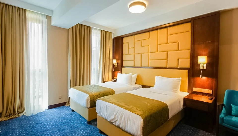 هتل کی ام ام تفلیس